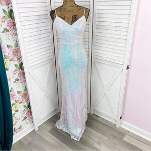 Jules & Cleo Iridescent Sequin Mermaid Sheath Maxi Dress White Juniors 2